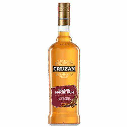 Cruzan Island Spiced Rum 750ml bottle with amber hue and spice-infused flavors.