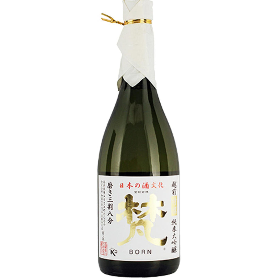 Born Tokusen Junmai Daiginjo Sake 720 ML