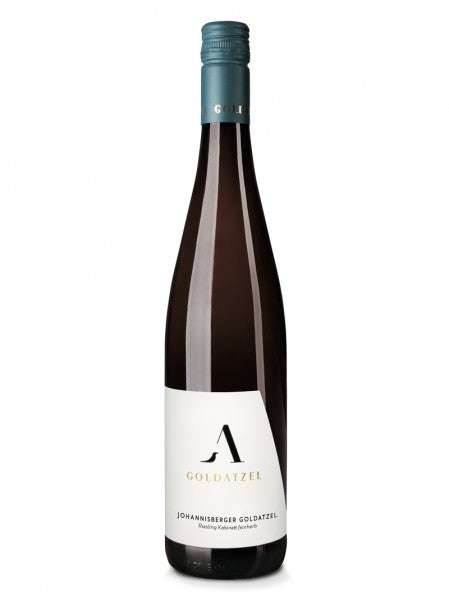 Goldatzel Riesling Kabinett Feinherb Johannisberger Goldatzel 2020 wine bottle with fresh fruity notes and classic Rheingau charm