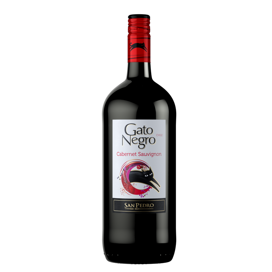 Gato Negro Cabernet Sauvignon Central Valley 1.5 L red wine bottle with grape and vineyard background